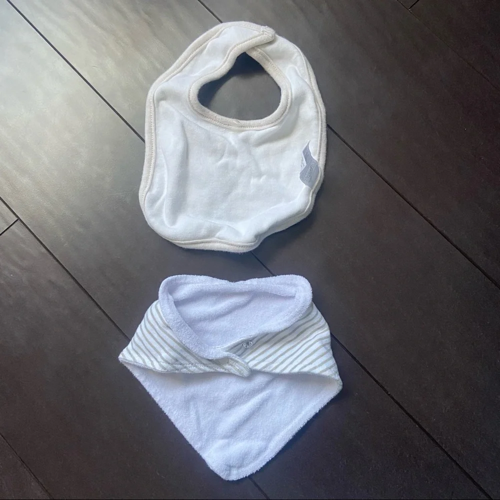 Baby bibs tan gender neutral bandana & regular bear